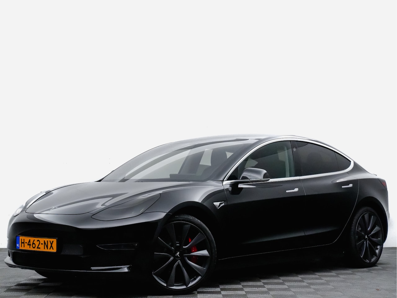 Tesla Model 3 - Performance 515pk (panodak,autopilot,uniek) - AutoWereld.nl