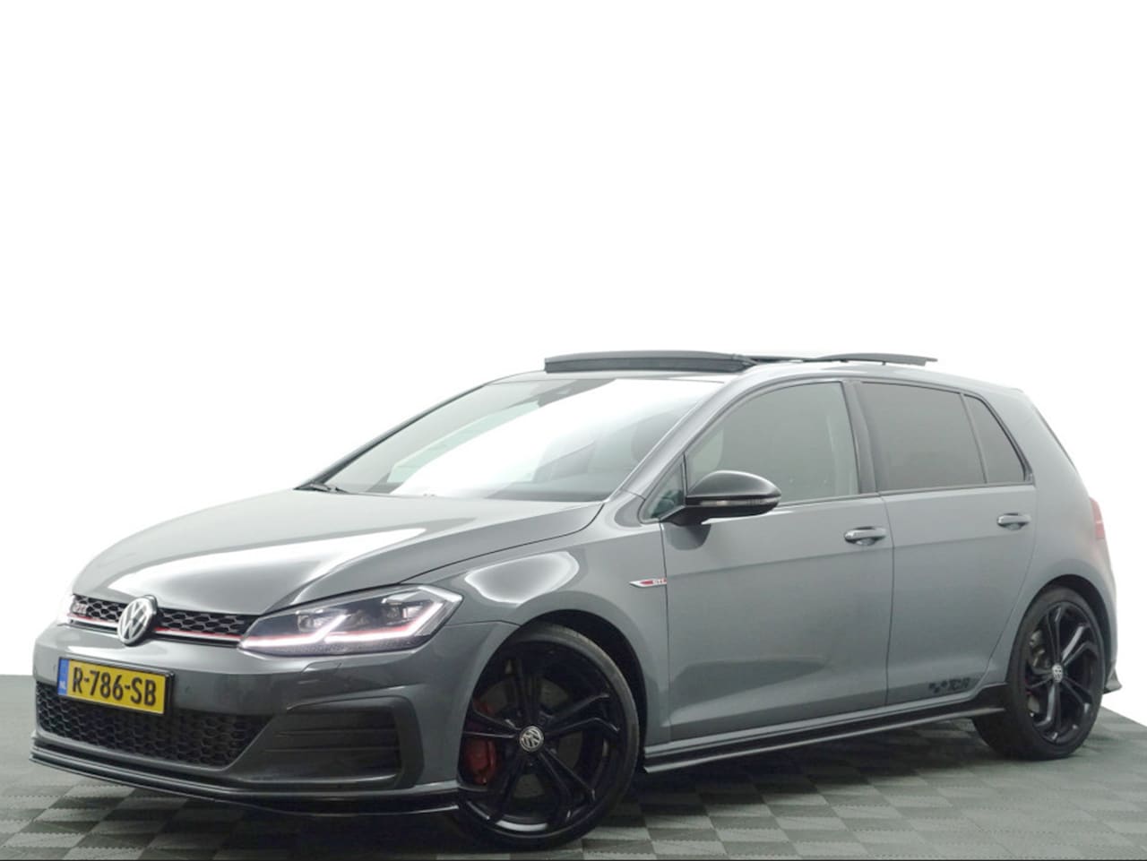 Volkswagen Golf - 2.0 TSI GTI TCR 290pk DSG (panodak,matrix,dynamic select,keyless,alcantara,sfeerverlichtin - AutoWereld.nl