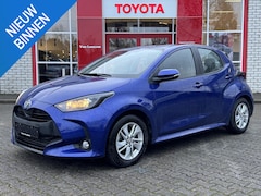 Toyota Yaris - 1.5 HYBRID ALL SEASON APPLE/ANDROID 15'' LM-VELGEN STOELVERW AD-CRUISE CAMERA