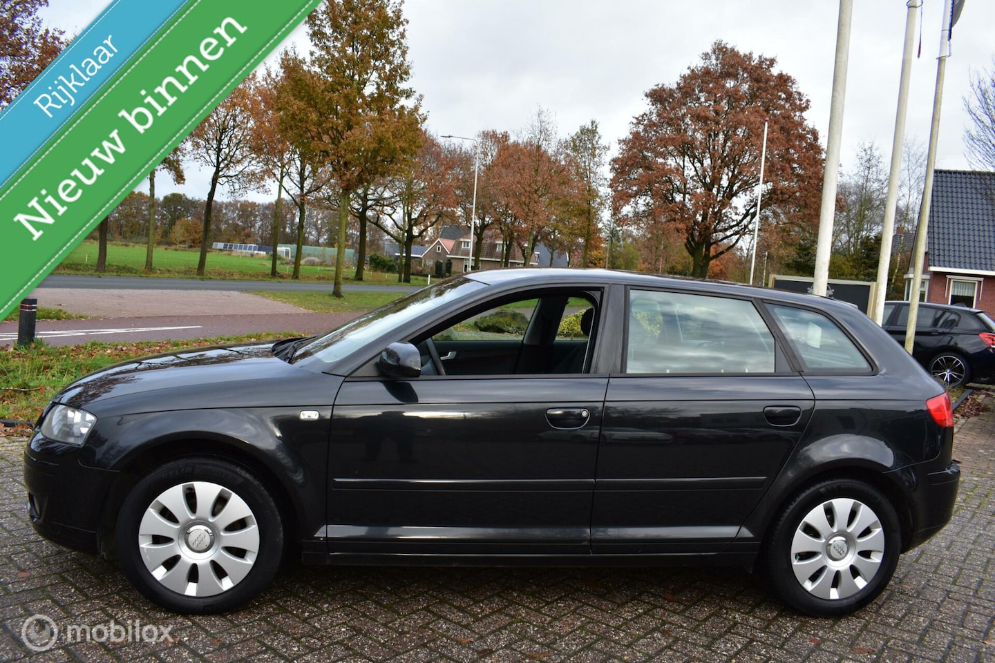 Audi A3 - 1.6 Ambiente 1.6 Ambiente 5DRS, '05 Clima|Cruise|LM wielen! - AutoWereld.nl