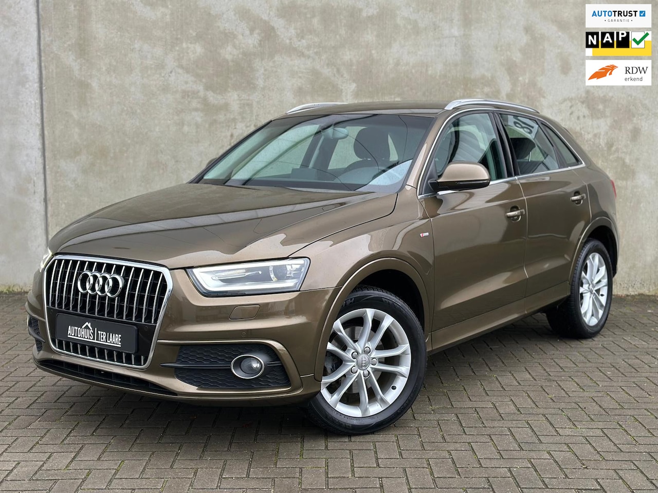 Audi Q3 - 1.4 TFSI S-Line S-Tronic LED Keyless Stoelverw Garantie - AutoWereld.nl