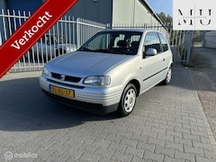 Seat Arosa - 1.4i AUTOMAAT NIEUWE APK