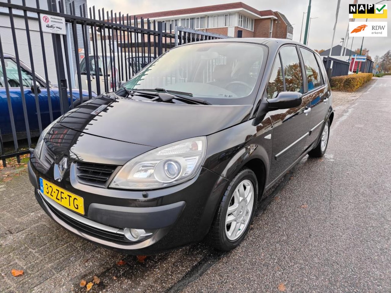 Renault Scénic - 1.6-16V Tech Line 1.6-16V Tech Line - AutoWereld.nl