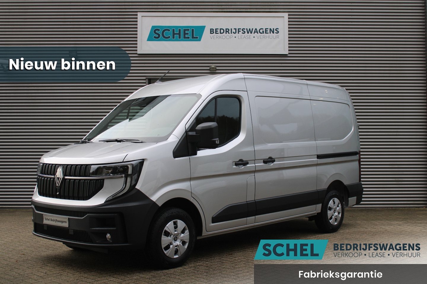 Renault Master - T35 2.0 dCi 170pk L2H2 Extra - 2x Schuifdeur - Navigatie - Blind Spot - Camera - Stoelverw - AutoWereld.nl