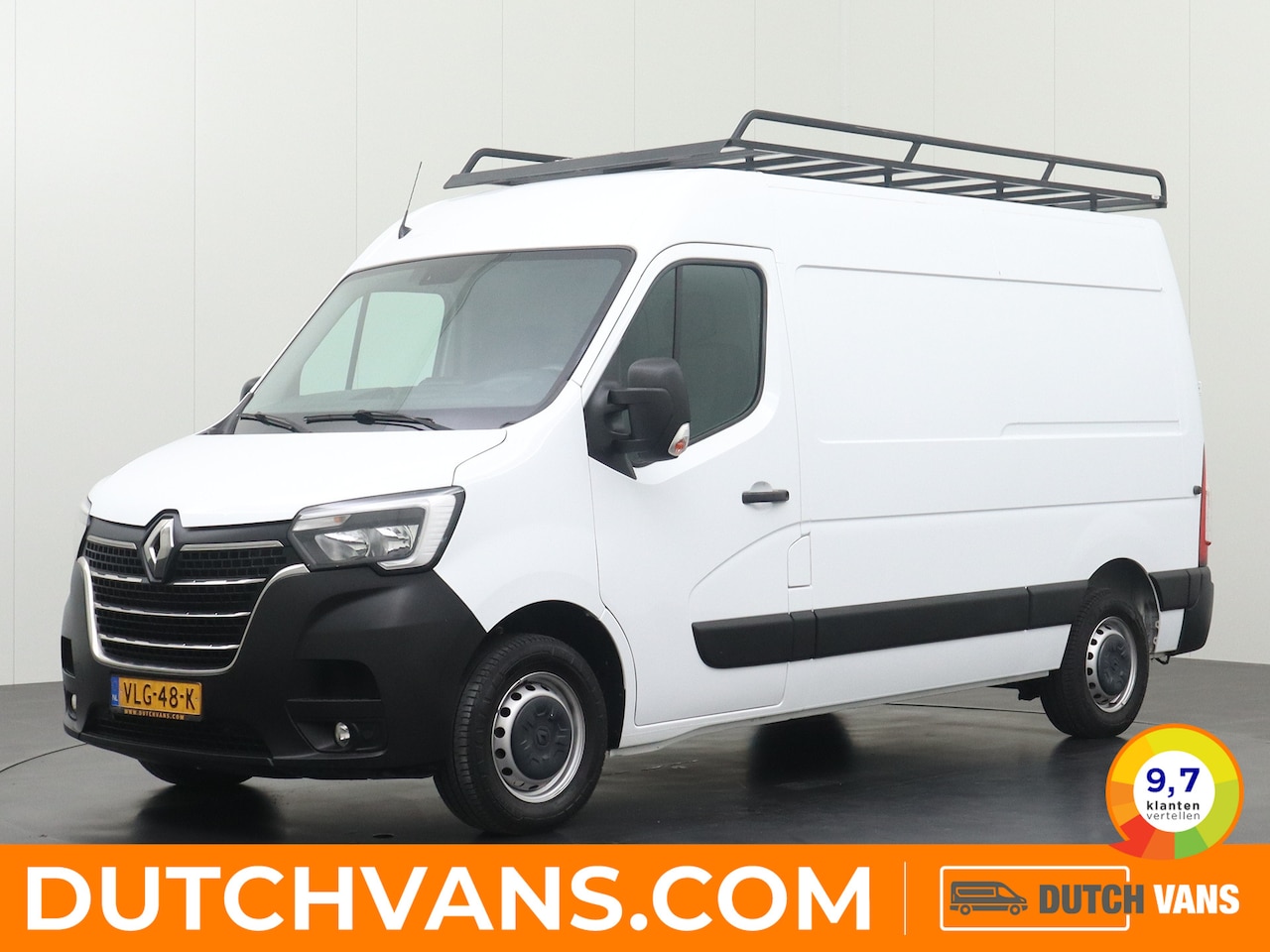 Renault Master - 2.3DCi 135PK L2H2 | Imperiaal | Trekhaak | Airco | Betimmering | Navigatie | 3-Persoons - AutoWereld.nl