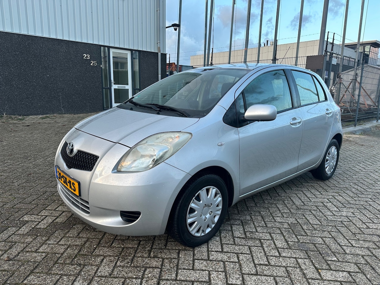 Toyota Yaris - 1.3 VVTi Sol 2006 AIRCO - AutoWereld.nl