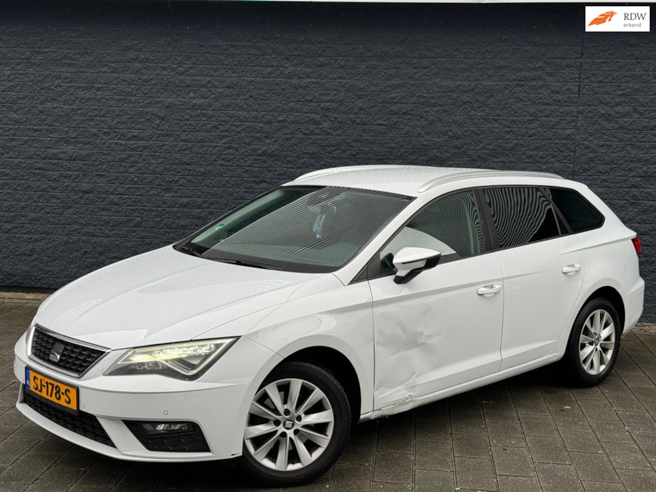 Seat Leon ST - 1.6 TDI AUTOMAAT Style Intense - AutoWereld.nl