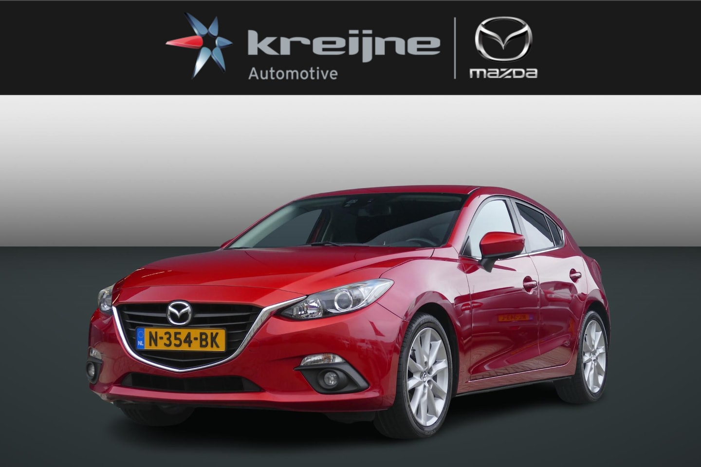 Mazda 3 - 2.0 120pk Skylease+ | Clima | Cruise | Navi | Apple/Android | Nwe velgen/banden | RIJKLAAR - AutoWereld.nl