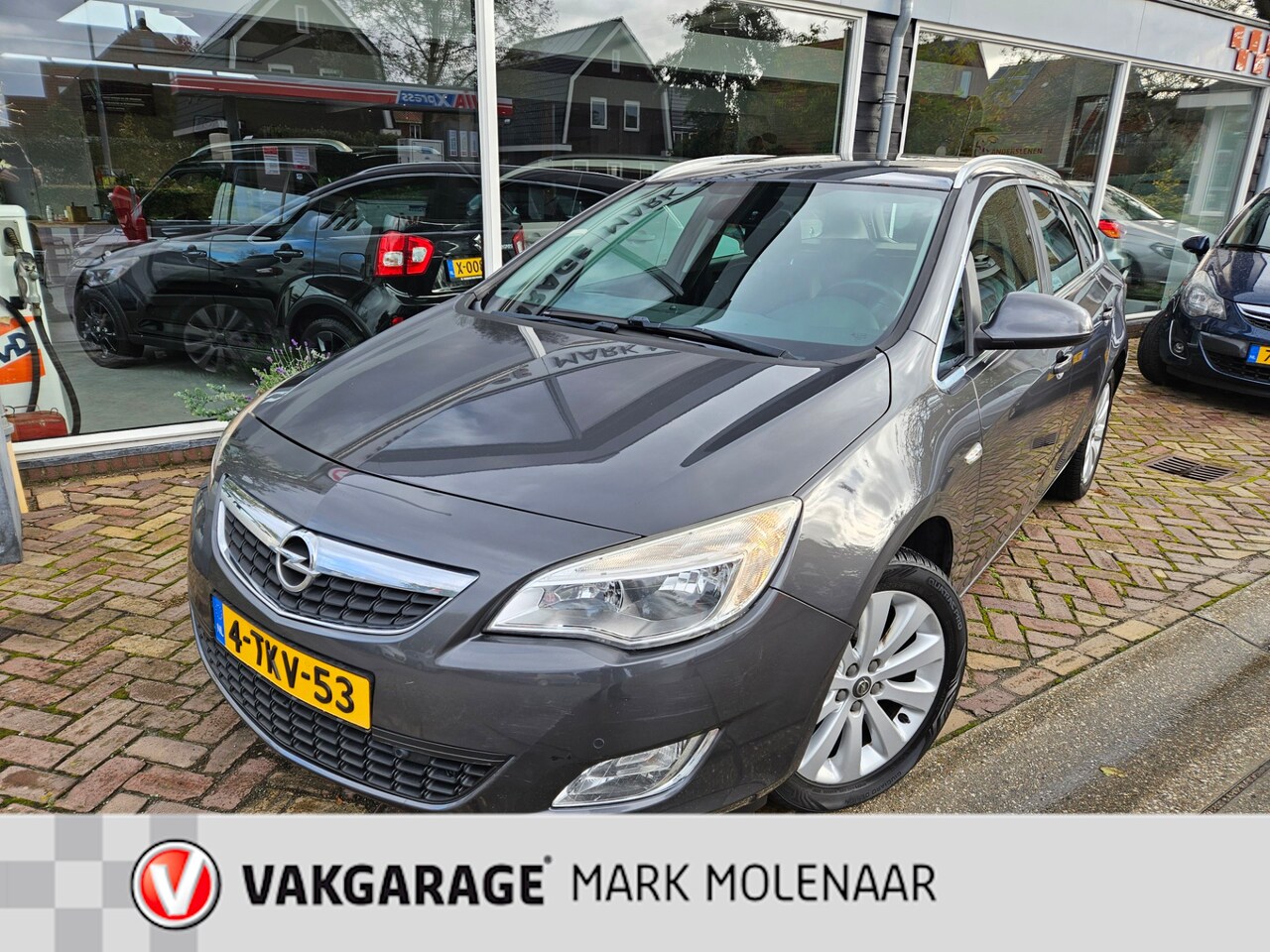 Opel Astra Sports Tourer - 1.4 Turbo Sport 1.4 Turbo Sport,goed onderhouden auto,trekhaak - AutoWereld.nl