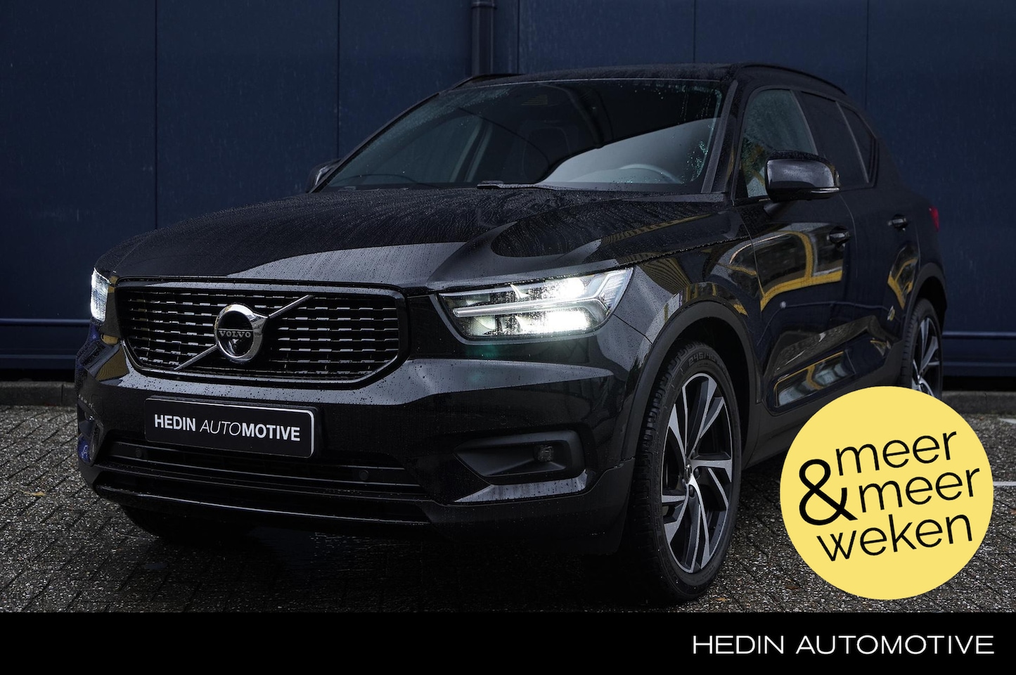 Volvo XC40 - 1.5 T3 R-Design | Trekhaak | 360 graden camera | Panoramadak | Elektrische voorstoelen - AutoWereld.nl