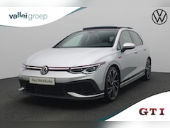 Volkswagen Golf - 2.0 300PK DSG GTI Clubsport | Pano | IQ Light | Keyless | DCC | 19 inch