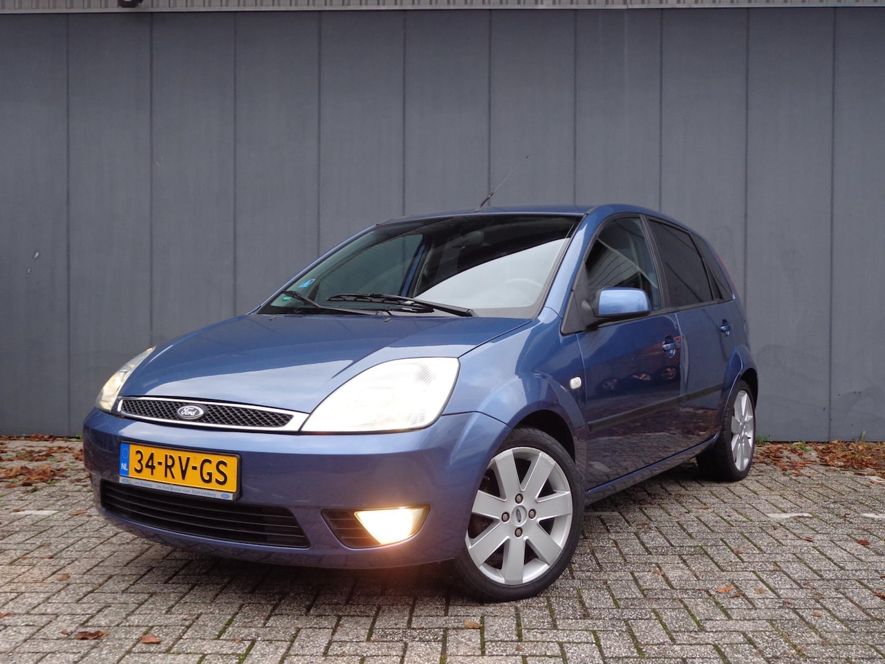 Ford Fiesta - 1.3 Futura 5drs. Volledig Onderhoudsboekje - AutoWereld.nl