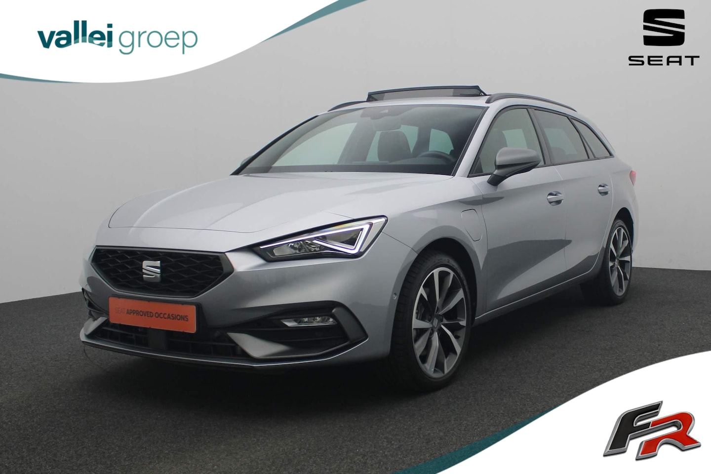 Seat Leon Sportstourer - 1.4 TSI 204PK DSG eHybrid PHEV FR | Pano | Keyless | Navi | Camera | 18 inch | Full LED | - AutoWereld.nl