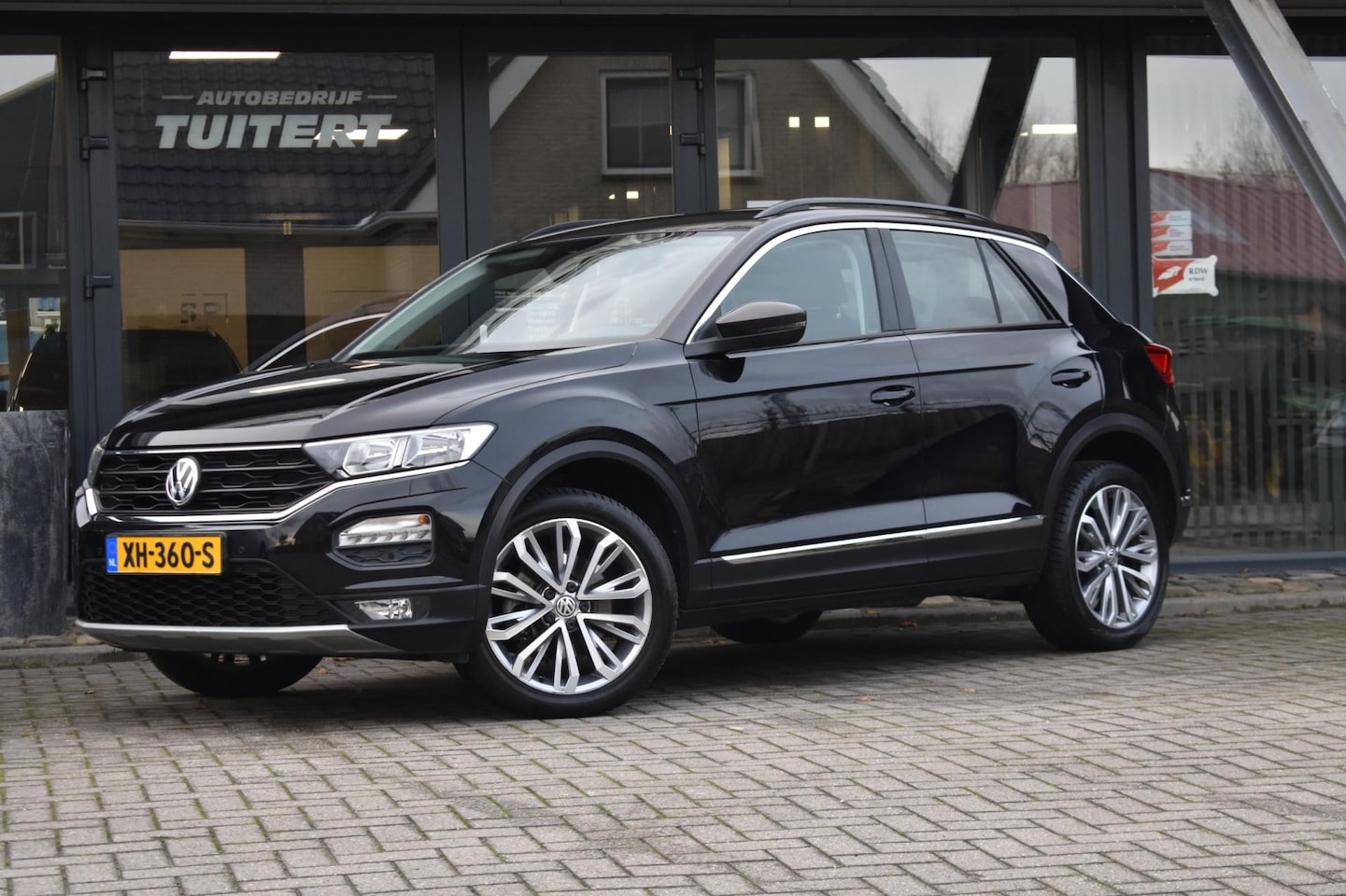 Volkswagen T-Roc - 1.0 TSI Sport | APPLE CARPLAY | ANDROID AUTO | ADAPTIEVE CRUISE CONTROLE | CLIMATE CONTROL - AutoWereld.nl