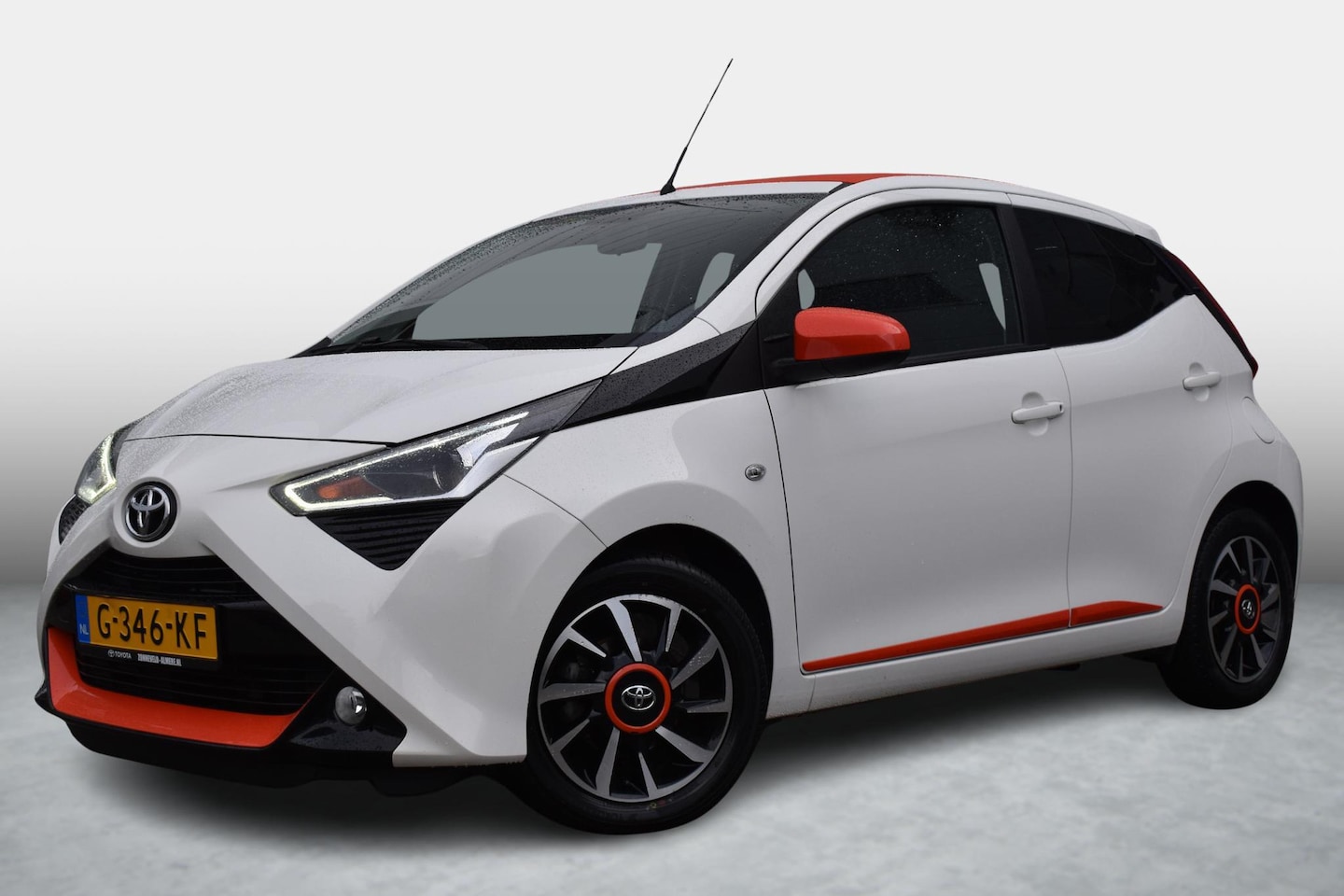 Toyota Aygo - 1.0 VVT-i x-cite Cabriodak canvas - AutoWereld.nl