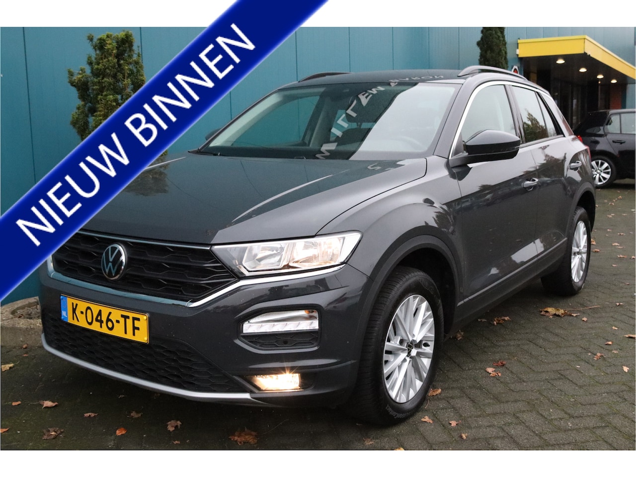 Volkswagen T-Roc - 1.0 TSI Style Executive ECC/ADAPT.CRUISE/LANE.ASSIST/CARPLAY/NAV/BLUETOOTH/PDC/LMV - AutoWereld.nl