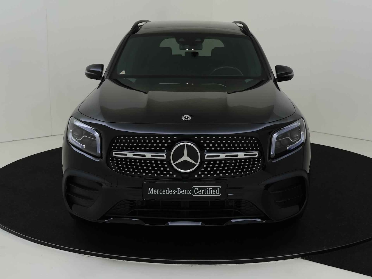 Mercedes-Benz GLB - 200 Business Solution AMG 7p. GLB 200 AMG 7p met panoramadak en nightpakket - AutoWereld.nl