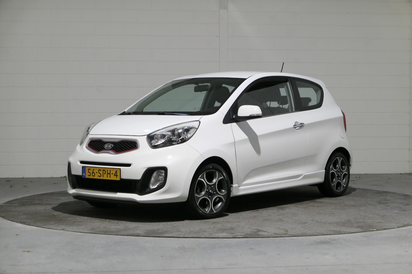 Kia Picanto - 1.2 CVVT Comfort Pack 1.2 CVVT Comfort Pack, NL, 1e Eig. Boekjes, Sportieve 3Deurs .. een STOER autootje ..  Bet - AutoWereld.nl