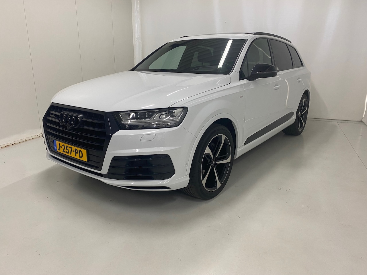 Audi Q7 - 50 TDI 286PK 2X S line Nacht Zicht Pano Headup 21Inch Bose Trekhaak 360 °Camera - AutoWereld.nl