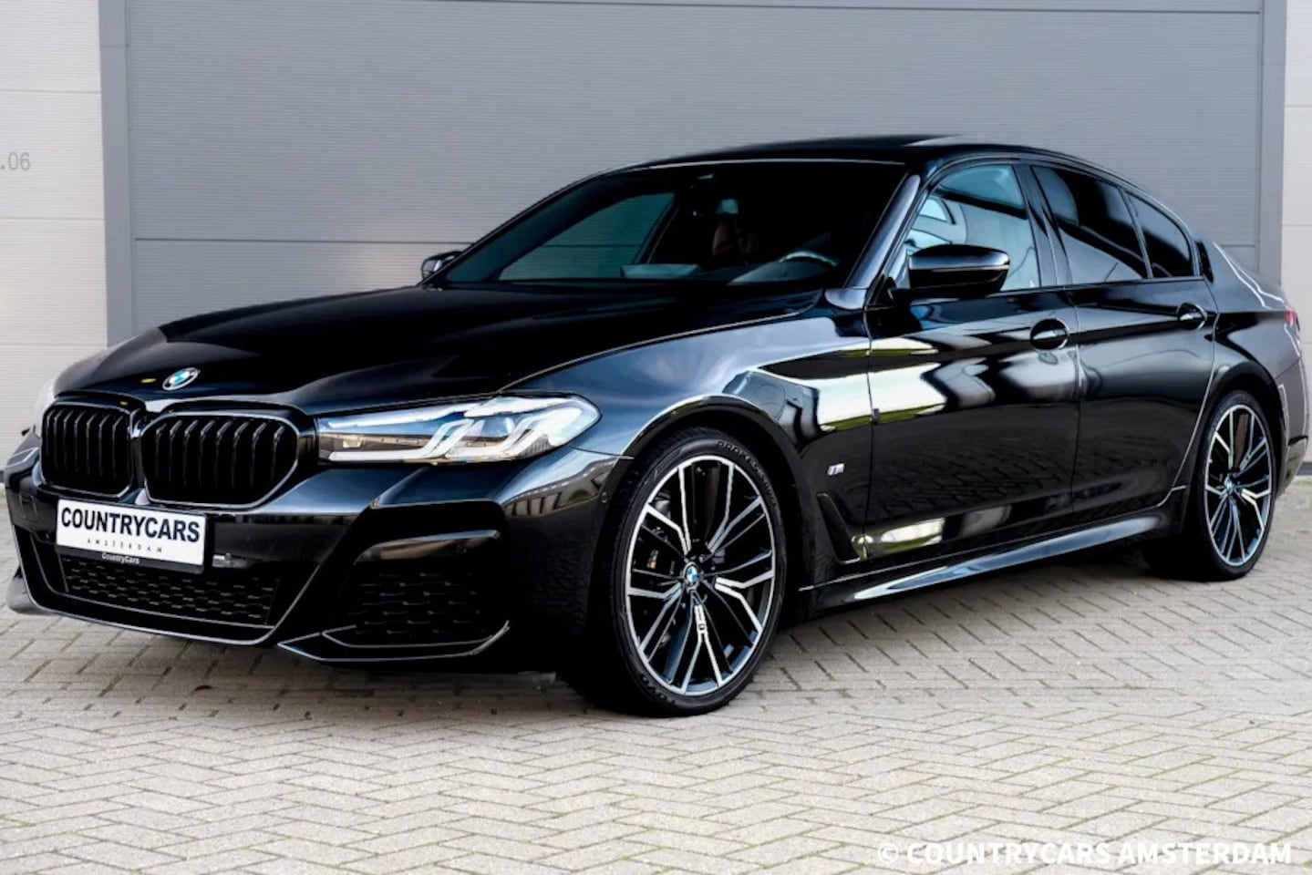 BMW 5-serie - 520i | PANO | HARMAN KARDON | HEAD UP | CARPLAY | - AutoWereld.nl