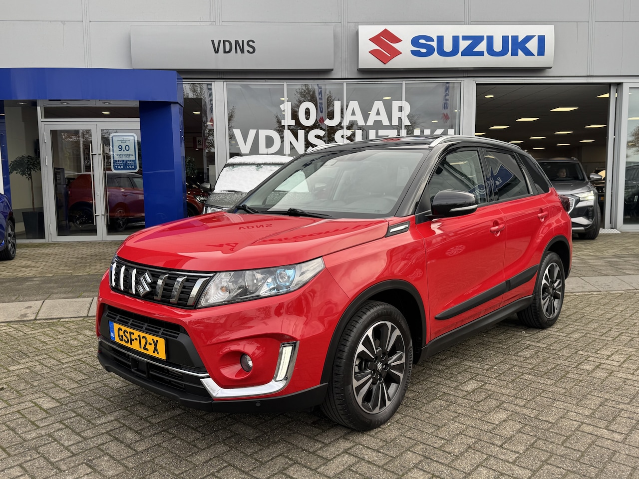 Suzuki Vitara - 1.4 Boosterjet Stijl Navigatie Cruise Control Achteruitrijcamera info: 0492588976 - AutoWereld.nl