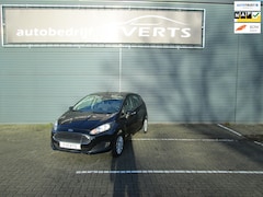 Ford Fiesta - 1.0 Style 5 deuren zeer mooie dealer onderhouden auto distributie net vervangen nu scherpe