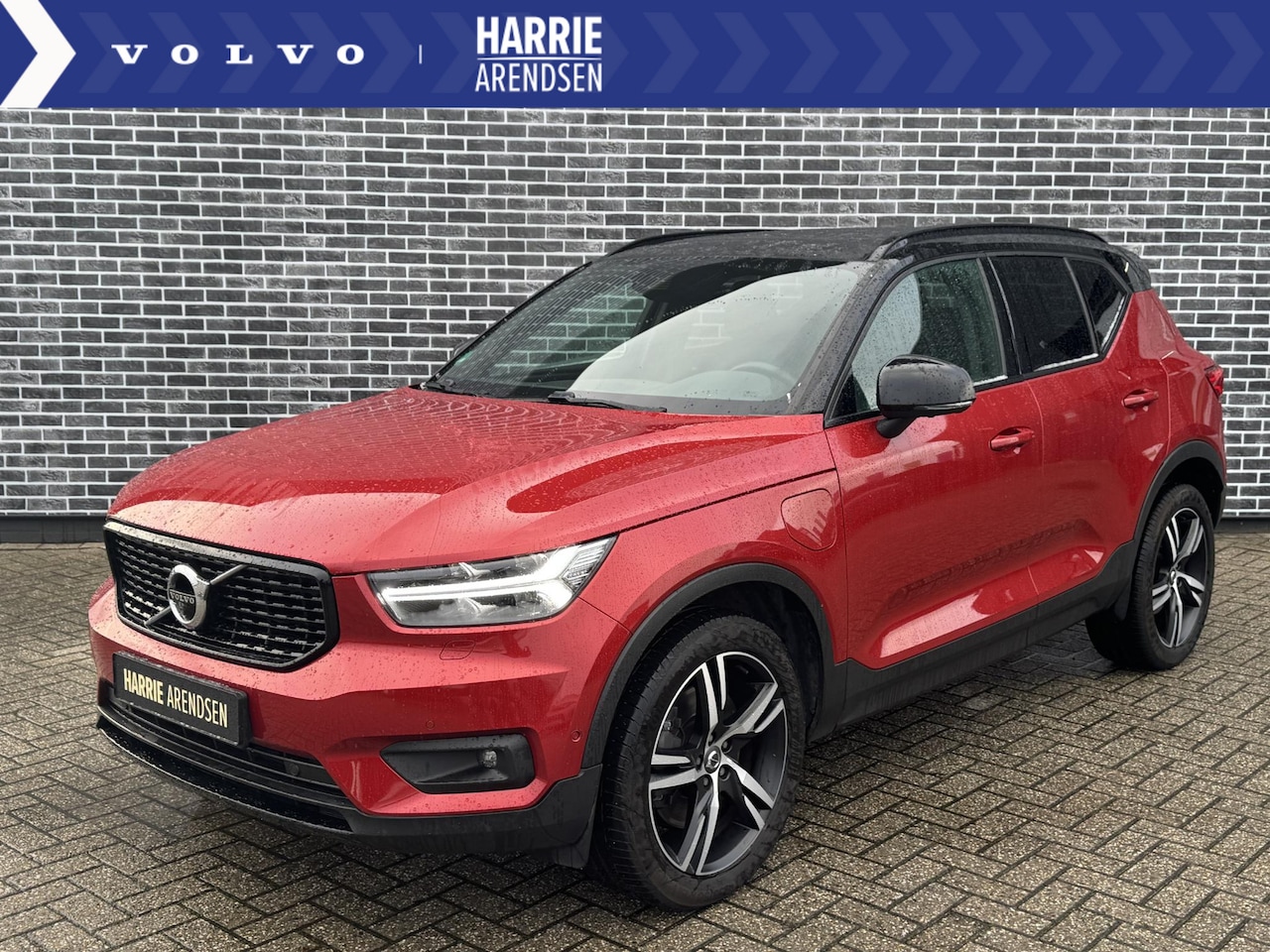 Volvo XC40 - 1.5 T5 Recharge R-Design | Trekhaak | Schuif/Kanteldak | Adaptieve Cruise Control | Rondom - AutoWereld.nl