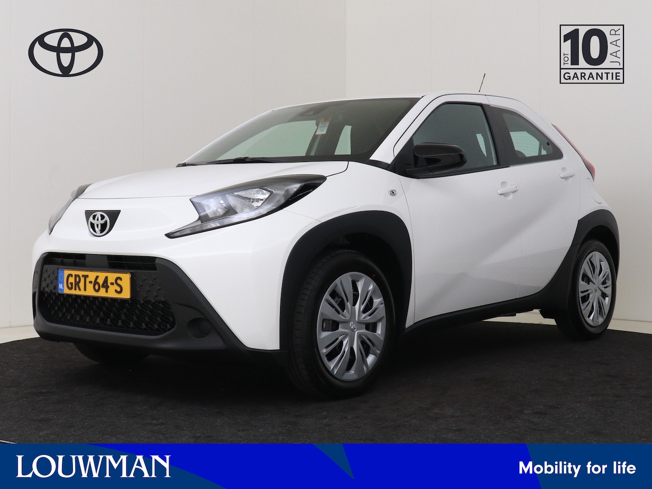 Toyota Aygo X - 1.0 VVT-i MT Play *Demo | Airco | Camera | Apple CarPlay - Android Auto | Cruise Control/A - AutoWereld.nl