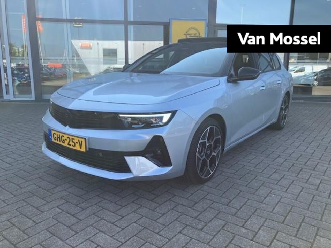 Opel Astra Sports Tourer - 1.2 Turbo Hybrid Ultimate | 136pk | Automaat | Head-Up Display | Schuif/Kantel Dak | Zeer - AutoWereld.nl