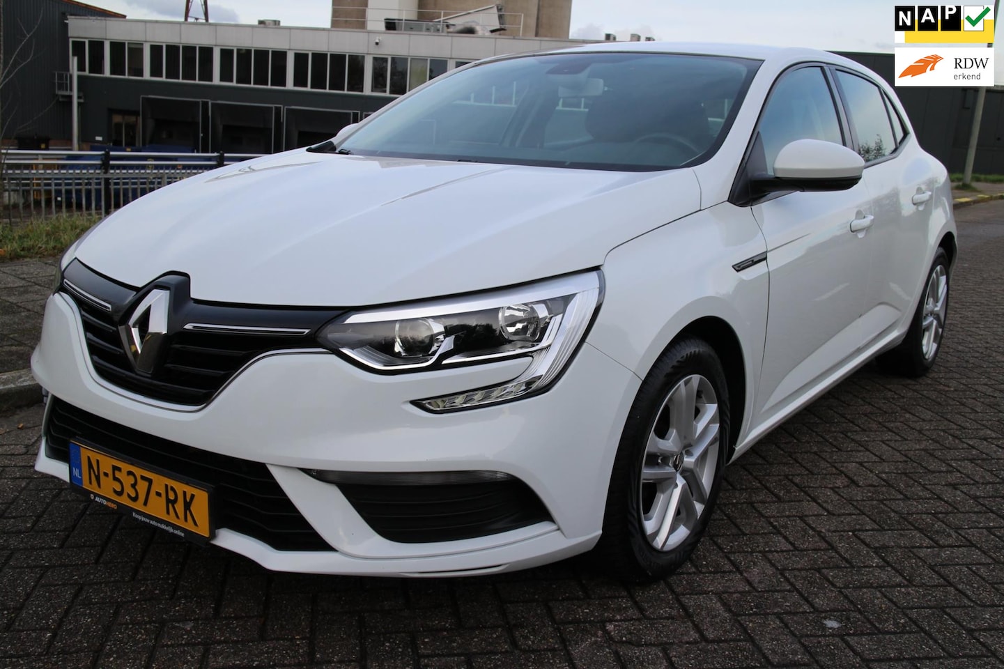 Renault Mégane - 1.2 TCe Life 1.2 TCe Life - AutoWereld.nl