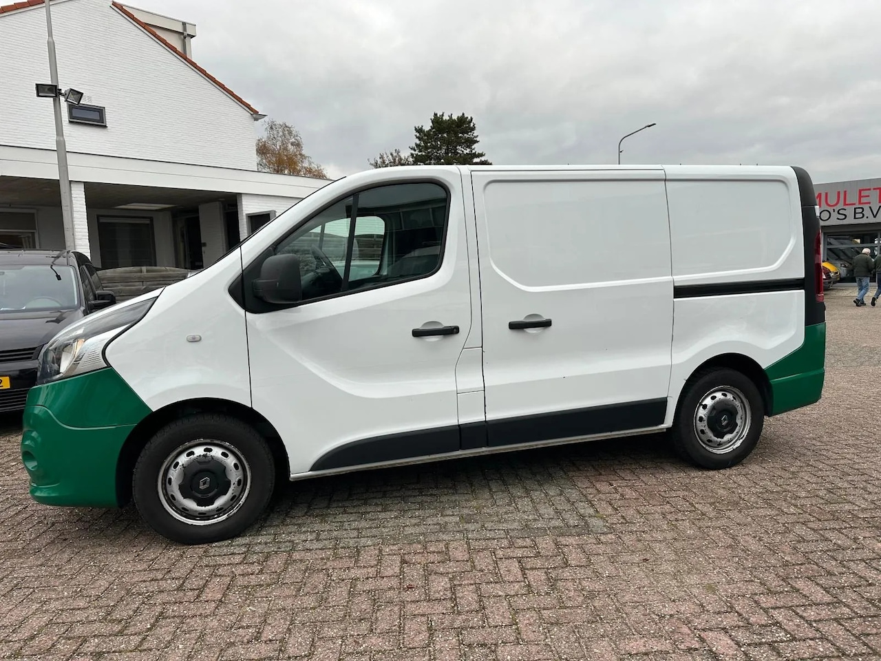 Renault Trafic - 1.6DCI,E5,66kw,AC,2x SCHUIFD. - AutoWereld.nl