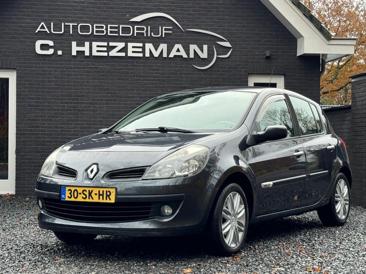 Renault Clio - 1.6-16V Initiale Leder Cruise Control Climate Control - AutoWereld.nl