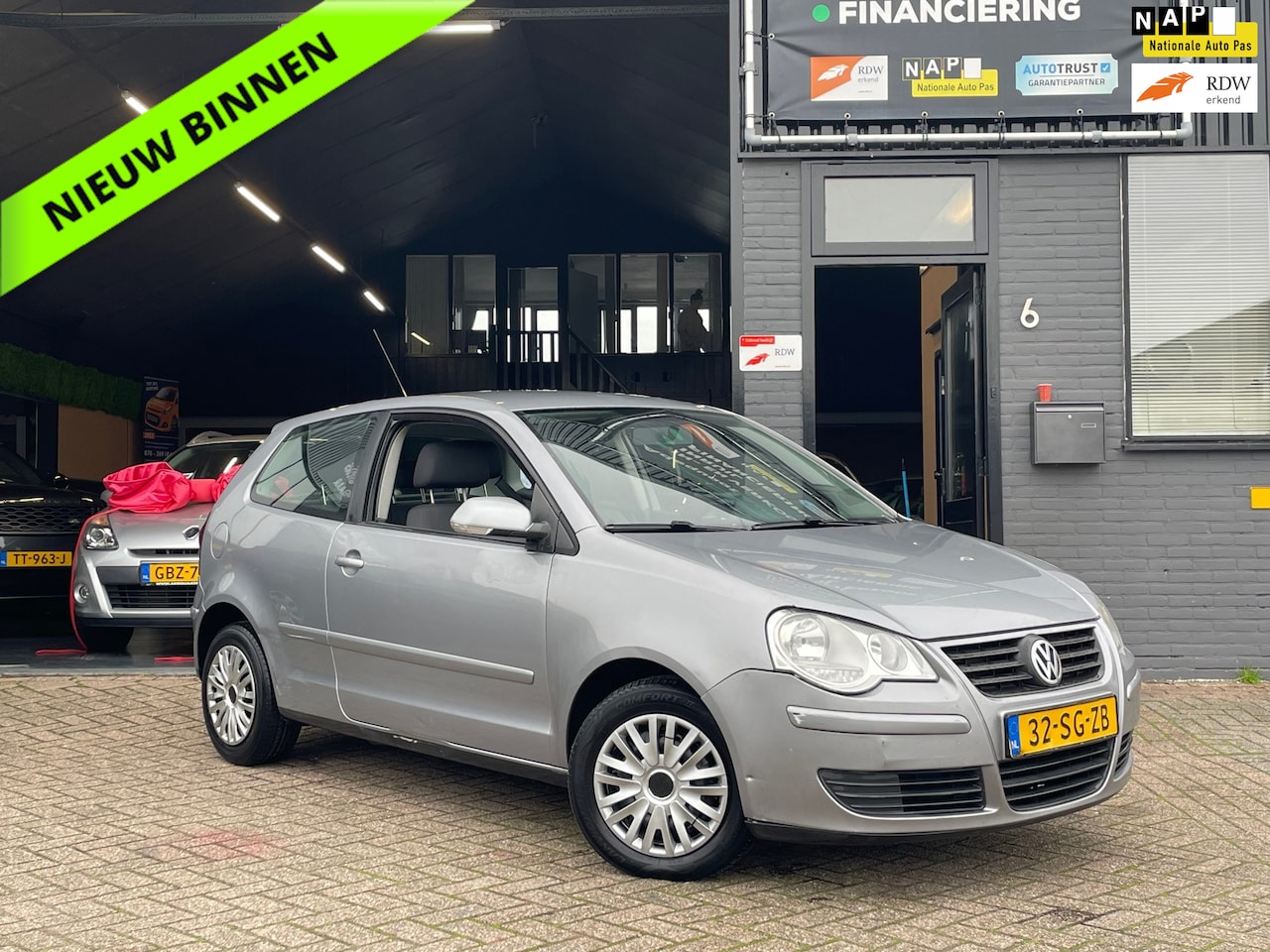 Volkswagen Polo - 1.4-16V Trendline|Airco|Elek. Ramen|NAP|APK - AutoWereld.nl