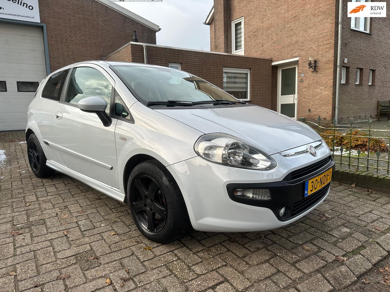 Fiat Punto Evo - 1.3 M-Jet Dynamic 1.3 M-Jet Dynamic - AutoWereld.nl