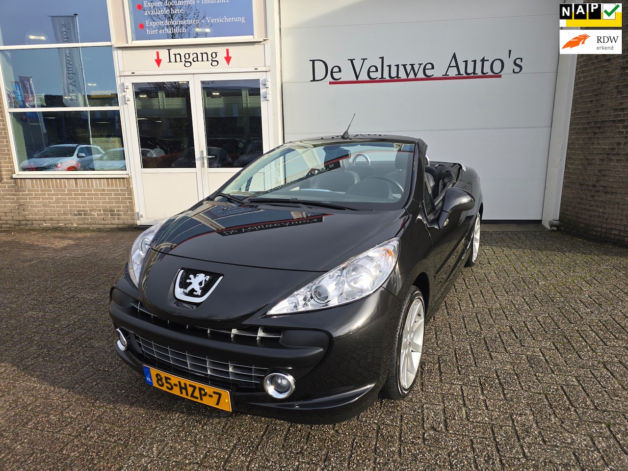 Peugeot 207 CC - 1.6 VTi Roland Garros / NL-auto 48000 km NAP! - AutoWereld.nl