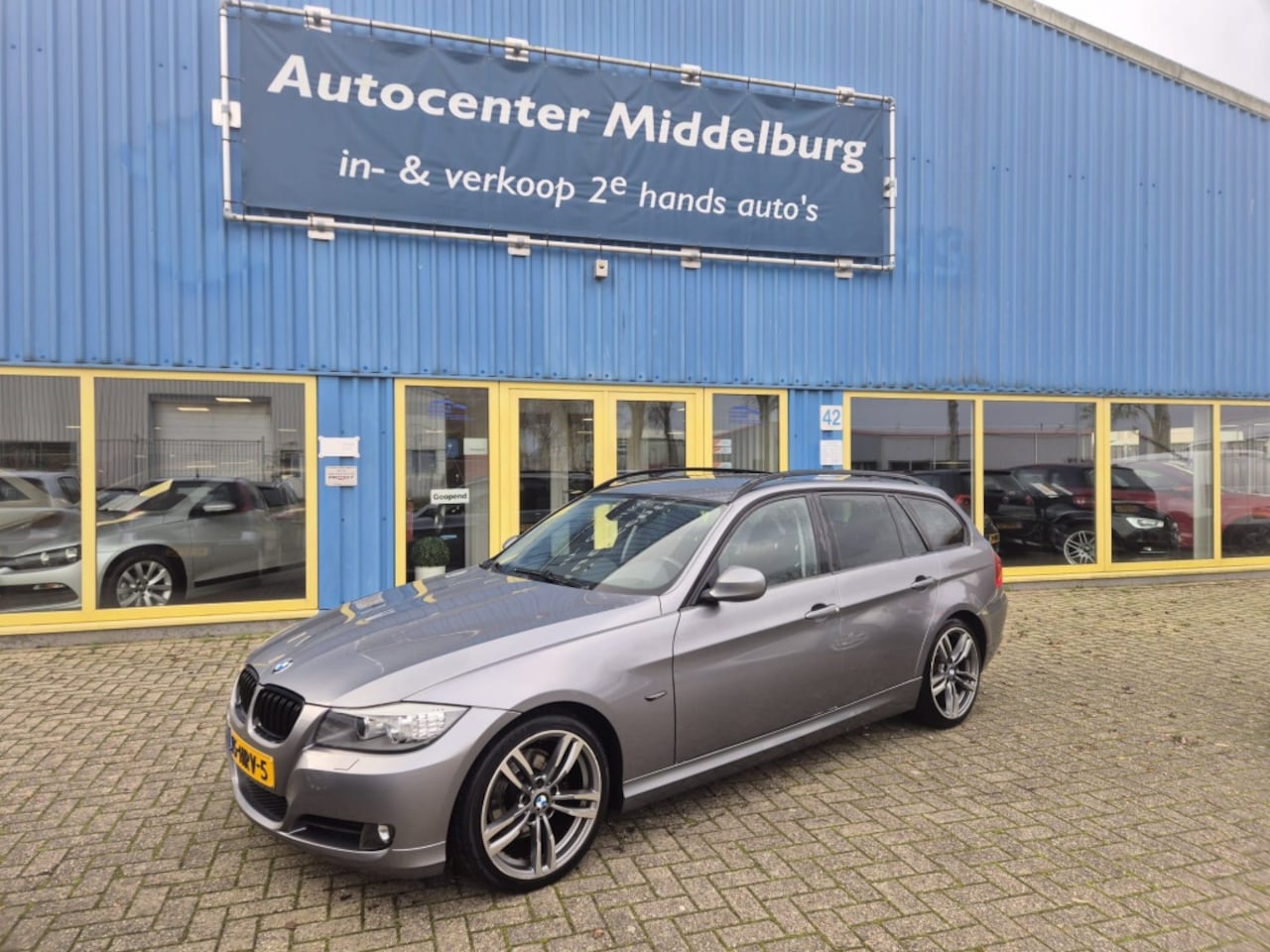 BMW 3-serie Touring - 320i Business Line 320i Business Line - AutoWereld.nl