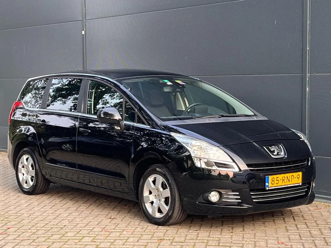 Peugeot 5008 - 1.6 THP ST 7p. NAVI PANO TREKHAAK - AutoWereld.nl