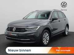 Volkswagen Tiguan - 1.4 TSI e-Hybrid Life Business 204PK DSG Keyless, Side assist, Virtual cockpit, achteruitr