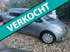 Toyota Yaris - 1.3 VVTi AUTOMAAT AIRCO