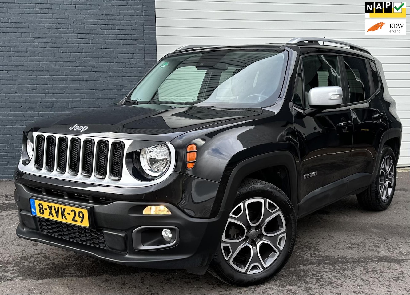 Jeep Renegade - 1.4 MultiAir Limited NIEUWE KOPPELING/LEDER/NAVI/CRUISE - AutoWereld.nl