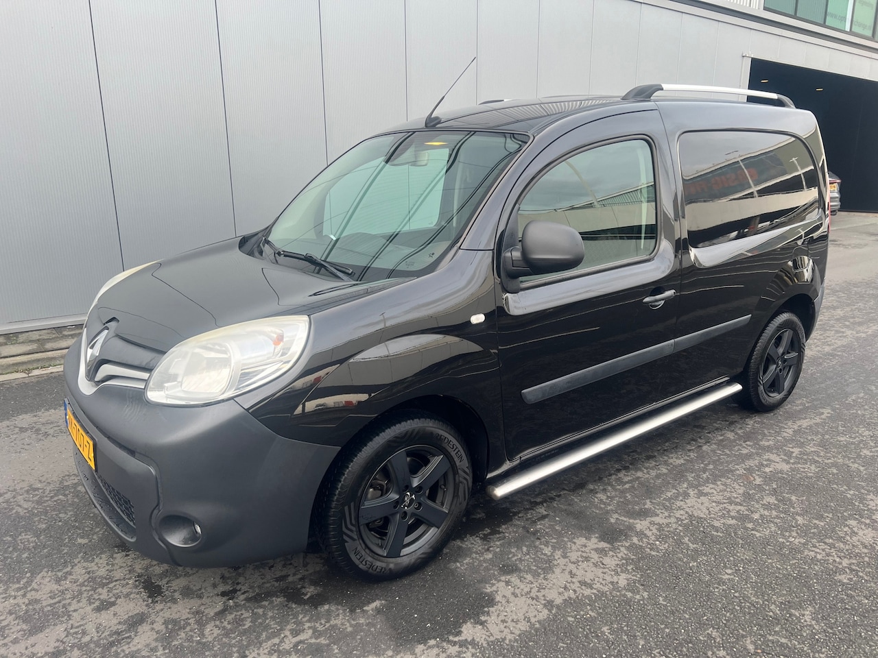 Renault Kangoo Express - 1.5 dCi 110 Express Black Edition S&S NEW-DRIEM.R-Link.NAVI.NAP! - AutoWereld.nl