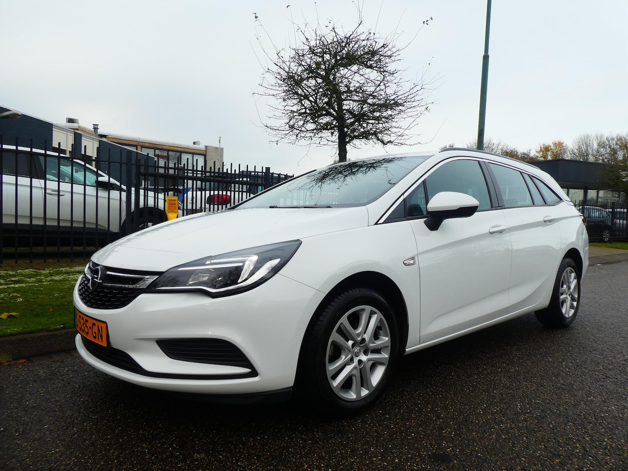 Opel Astra Sports Tourer - 1.4 Turbo 150pk Start/Stop Business Navi 70.005 KM - AutoWereld.nl