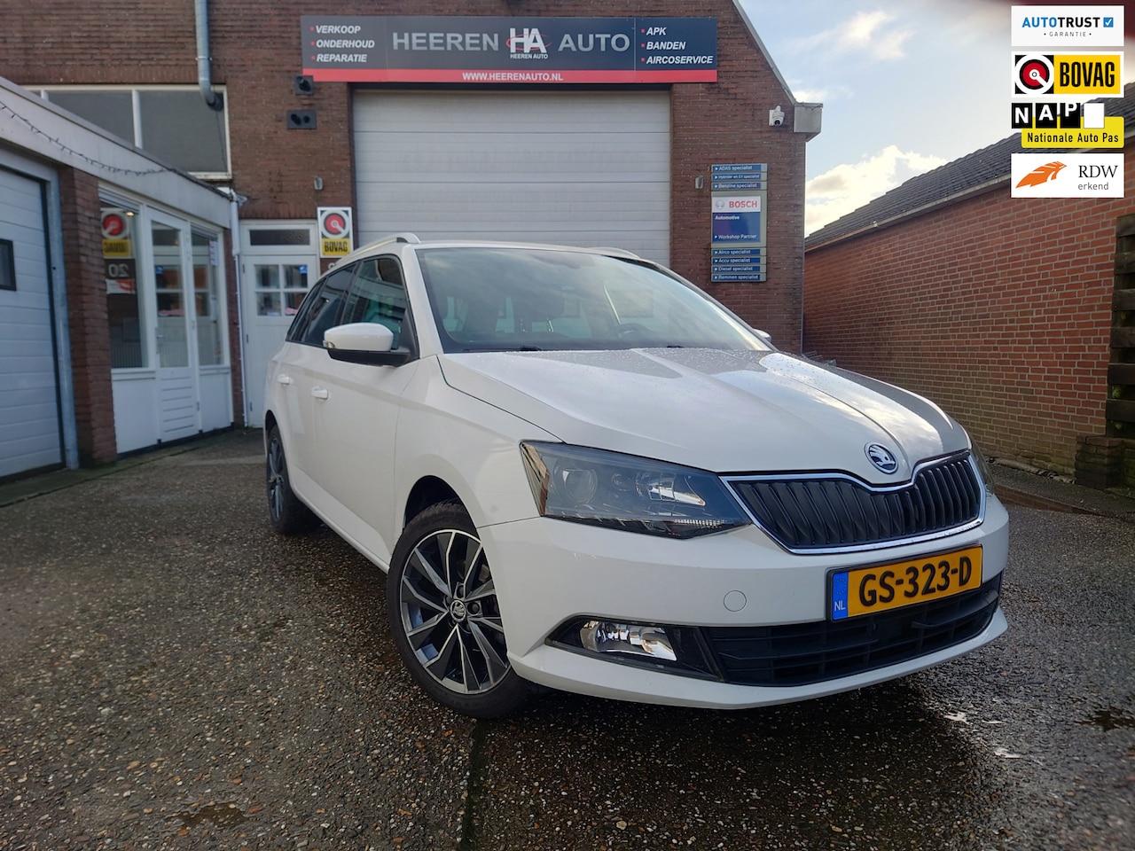 Skoda Fabia Combi - 1.2 TSI Edition 1.2 TSI Edition, Eerste eigenaar, Dealer onderhouden, Cruise control, Stoelverwarming - AutoWereld.nl