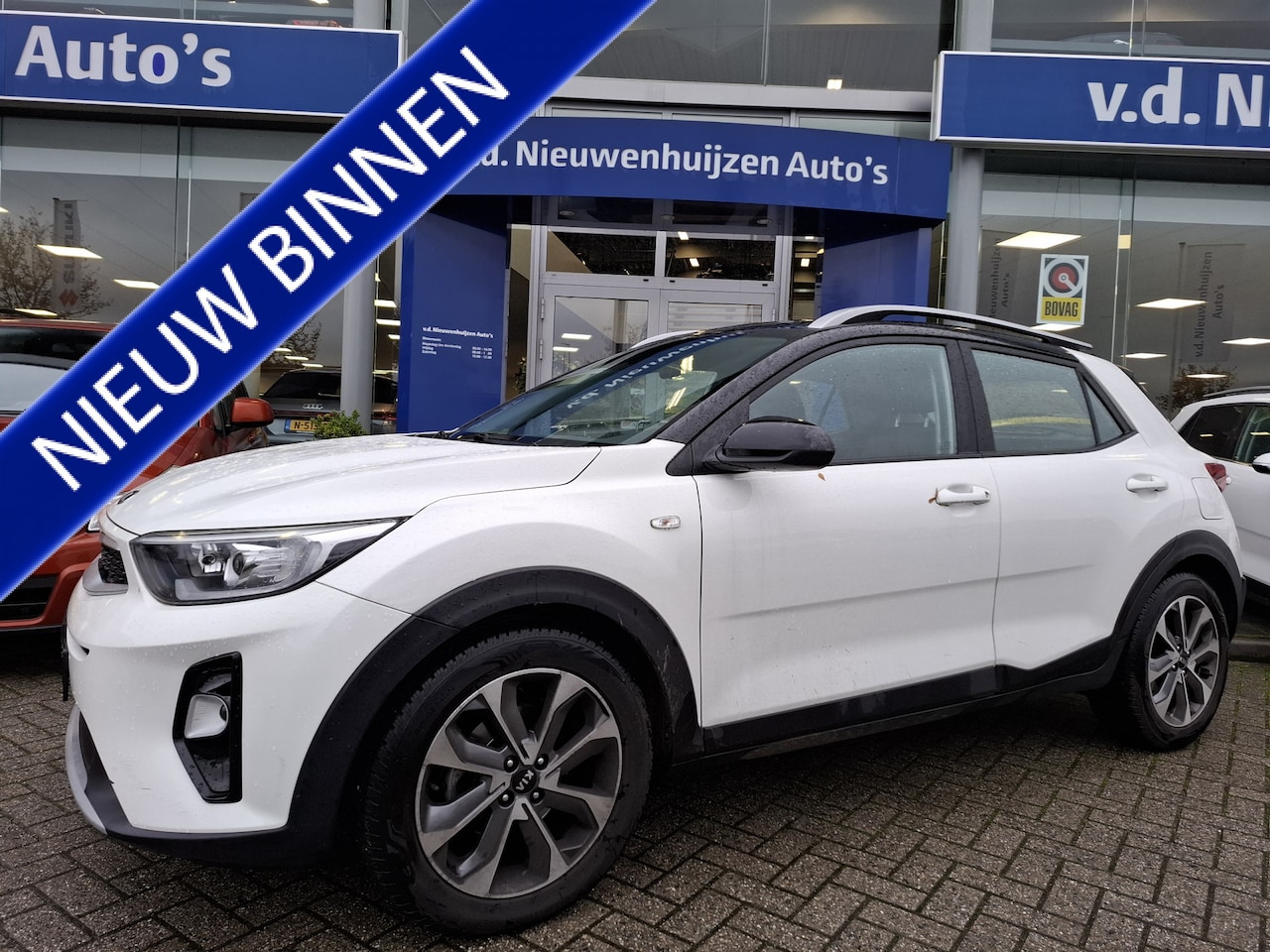 Kia Stonic - 1.0 T-GDi DynamicLine | Cruise | Navi | Trekhaak | Info Jeroen 0492-588980 Info Jeroen 049 - AutoWereld.nl