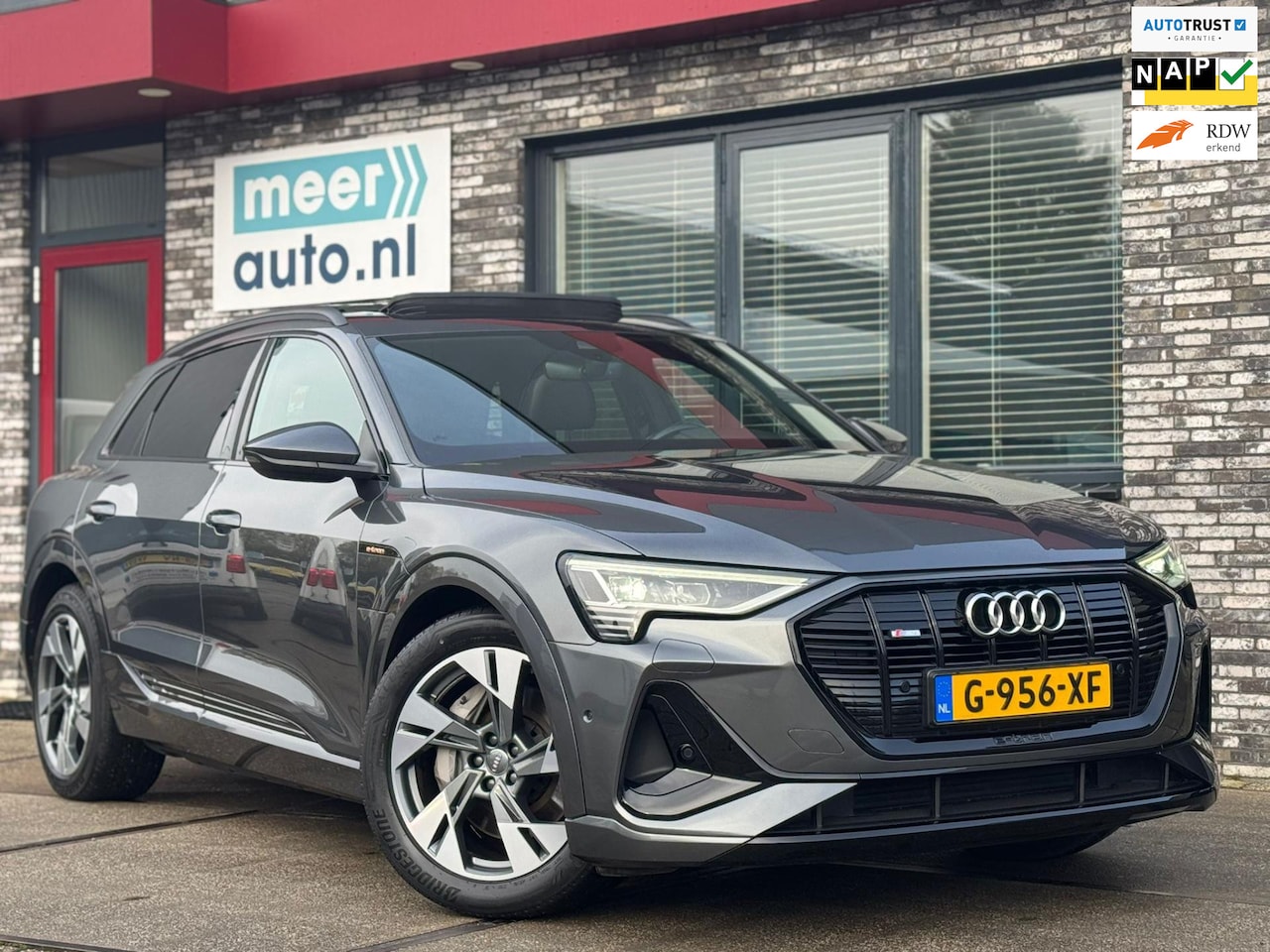 Audi e-tron - Audi E-tron 50 quattro Launch Edition Black S-LINE l PANO l ACC l ORG.NL l DEALER ONDERHOU - AutoWereld.nl