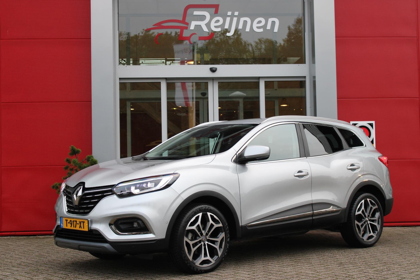 Renault Kadjar - 1.3 TCe 140PK AUTOMAAT TECHNO | NAVIGATIE | ACHTERUITRIJCAMERA | DODEHOEK BEWAKING | CLIMA - AutoWereld.nl