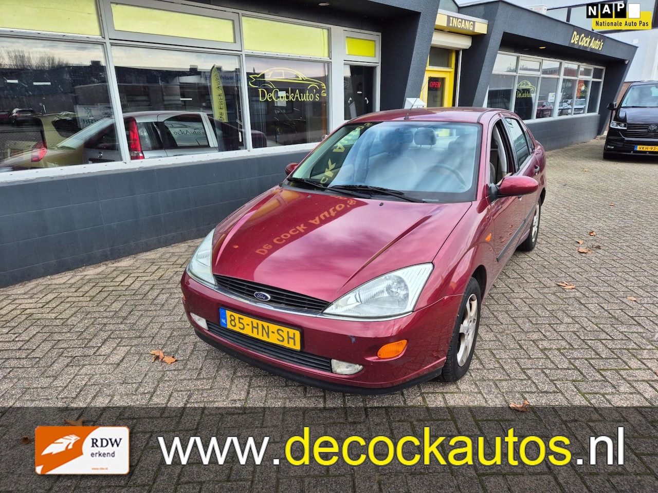 Ford Focus - 1.8-16V Ghia/TREKHAAK - AutoWereld.nl