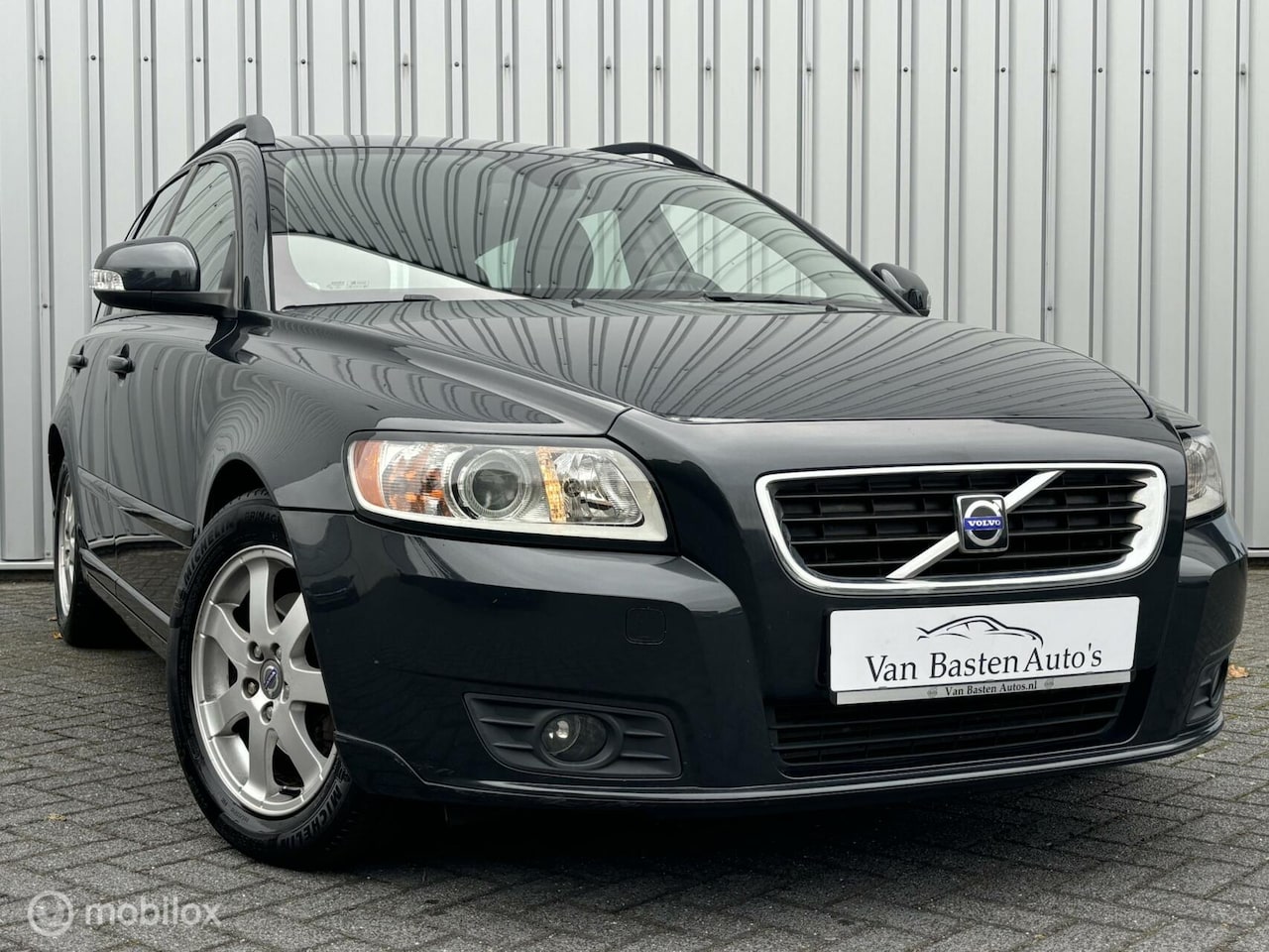 Volvo V50 - 1.8 Momentum | Leder | Trekhaak | Youngtimer | 09 | Volledige Historie | - AutoWereld.nl