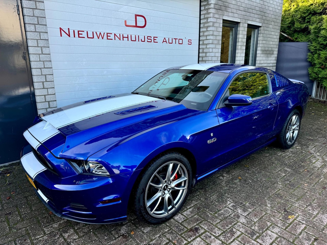 Ford Mustang - GT 5.0 V8 handbak! Leder, Navi, Borla, 87.917km!!! - AutoWereld.nl