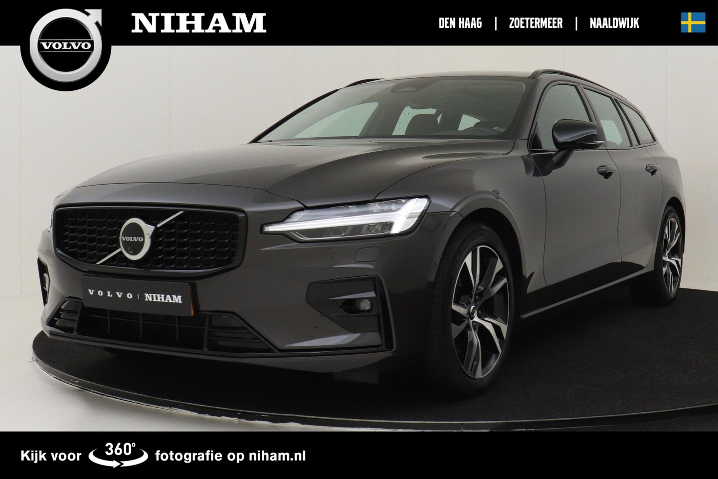 Volvo V60 - B3 (M-HYBRID) PLUS DARK -LIGHTING|PANO.DAK|HK-AUDIO|360CAM|TREKHAAK|LEDER - AutoWereld.nl